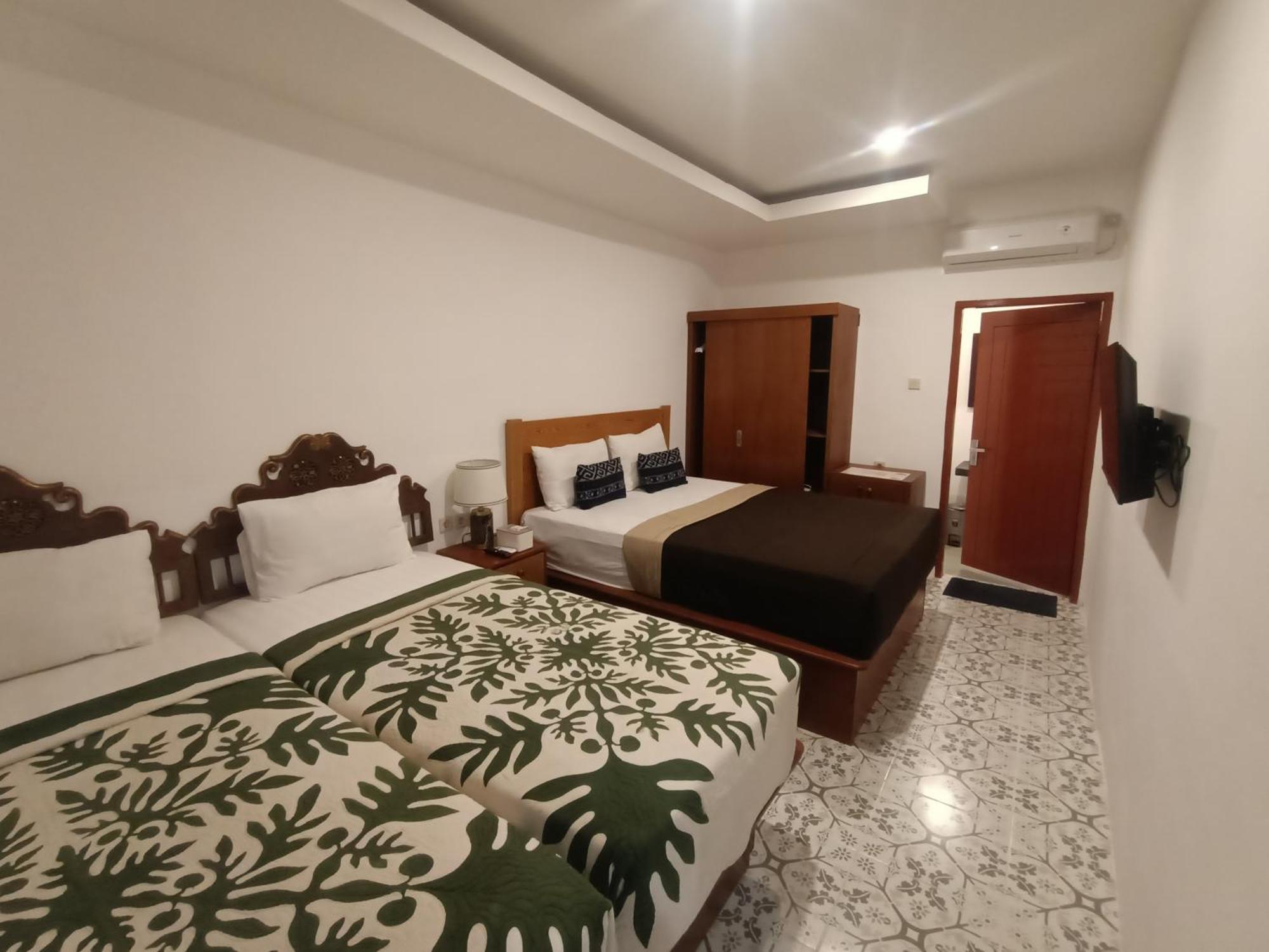 Attara Inn Senggigi Exterior foto